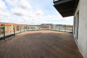 Roof Terrace- click for photo gallery